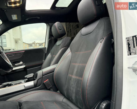 Білий Мерседес GLB-Class, об'ємом двигуна 2 л та пробігом 52 тис. км за 32000 $, фото 34 на Automoto.ua