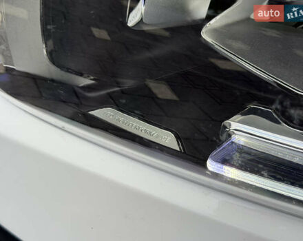 Білий Мерседес GLB-Class, об'ємом двигуна 2 л та пробігом 52 тис. км за 32000 $, фото 14 на Automoto.ua