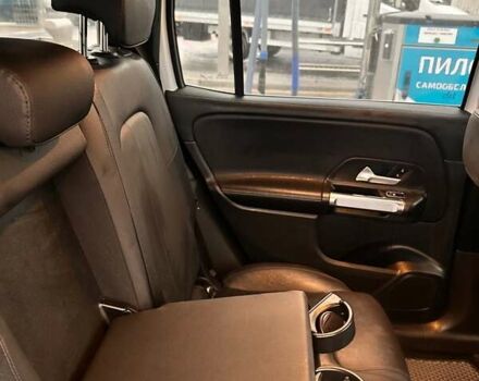 Белый Мерседес GLB-Class, объемом двигателя 2 л и пробегом 25 тыс. км за 37500 $, фото 25 на Automoto.ua