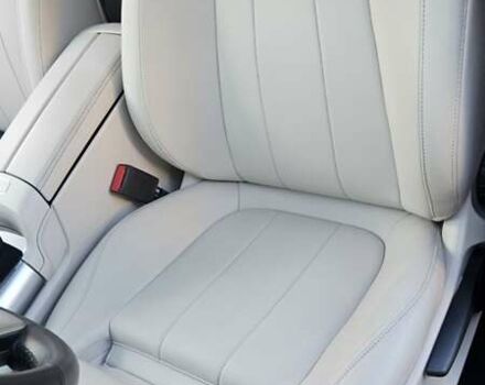 Белый Мерседес GLB-Class, объемом двигателя 1.99 л и пробегом 28 тыс. км за 32500 $, фото 31 на Automoto.ua