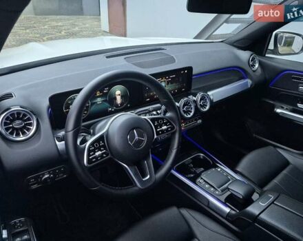 Белый Мерседес GLB-Class, объемом двигателя 1.99 л и пробегом 70 тыс. км за 29900 $, фото 48 на Automoto.ua