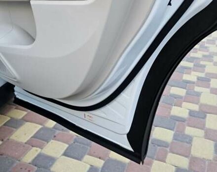 Белый Мерседес GLB-Class, объемом двигателя 1.99 л и пробегом 28 тыс. км за 32500 $, фото 19 на Automoto.ua