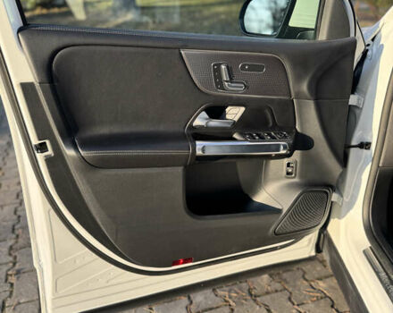 Белый Мерседес GLB-Class, объемом двигателя 1.99 л и пробегом 70 тыс. км за 29900 $, фото 13 на Automoto.ua