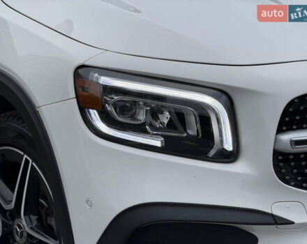 Білий Мерседес GLB-Class, об'ємом двигуна 2 л та пробігом 52 тис. км за 32000 $, фото 11 на Automoto.ua