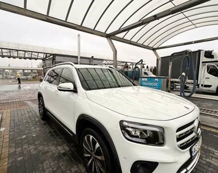 Белый Мерседес GLB-Class, объемом двигателя 2 л и пробегом 25 тыс. км за 37500 $, фото 12 на Automoto.ua