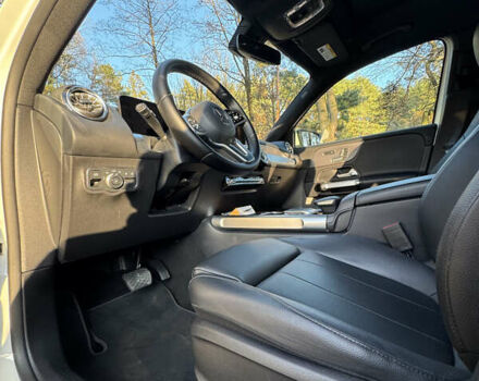 Белый Мерседес GLB-Class, объемом двигателя 1.99 л и пробегом 70 тыс. км за 29900 $, фото 14 на Automoto.ua