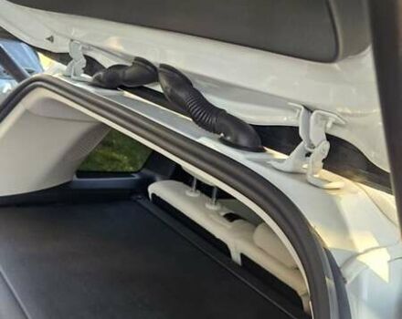 Белый Мерседес GLB-Class, объемом двигателя 1.99 л и пробегом 28 тыс. км за 32500 $, фото 8 на Automoto.ua