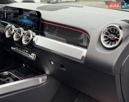 Білий Мерседес GLB-Class, об'ємом двигуна 2 л та пробігом 52 тис. км за 32000 $, фото 53 на Automoto.ua