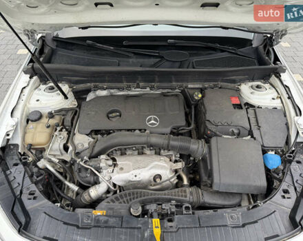 Білий Мерседес GLB-Class, об'ємом двигуна 2 л та пробігом 52 тис. км за 32000 $, фото 28 на Automoto.ua