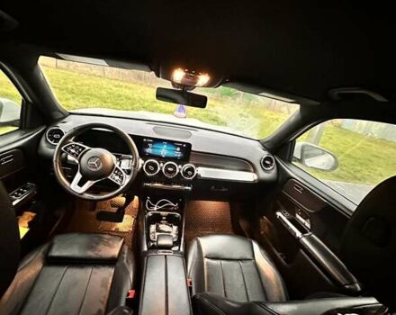 Белый Мерседес GLB-Class, объемом двигателя 2 л и пробегом 25 тыс. км за 37500 $, фото 19 на Automoto.ua