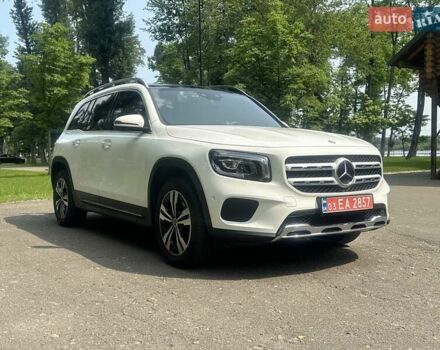 Белый Мерседес GLB-Class, объемом двигателя 1.95 л и пробегом 33 тыс. км за 37999 $, фото 40 на Automoto.ua