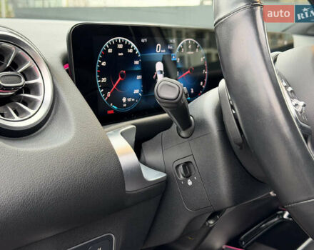 Білий Мерседес GLB-Class, об'ємом двигуна 2 л та пробігом 52 тис. км за 32000 $, фото 37 на Automoto.ua