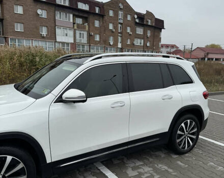 Белый Мерседес GLB-Class, объемом двигателя 1.99 л и пробегом 36 тыс. км за 49000 $, фото 3 на Automoto.ua