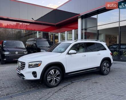 Білий Мерседес GLB-Class, об'ємом двигуна 1.99 л та пробігом 2 тис. км за 47900 $, фото 3 на Automoto.ua