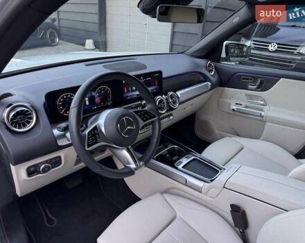 Білий Мерседес GLB-Class, об'ємом двигуна 1.99 л та пробігом 2 тис. км за 47900 $, фото 9 на Automoto.ua
