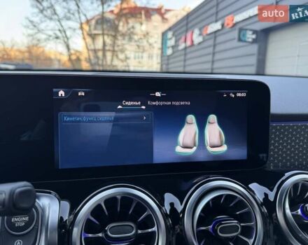 Білий Мерседес GLB-Class, об'ємом двигуна 1.99 л та пробігом 2 тис. км за 47900 $, фото 23 на Automoto.ua