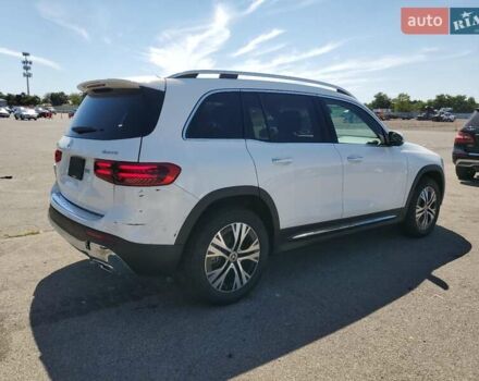 Белый Мерседес GLB-Class, объемом двигателя 1.99 л и пробегом 1 тыс. км за 20000 $, фото 2 на Automoto.ua