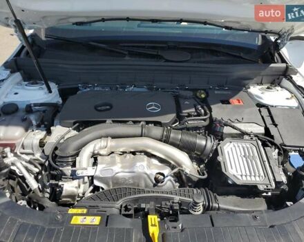 Белый Мерседес GLB-Class, объемом двигателя 1.99 л и пробегом 1 тыс. км за 20000 $, фото 11 на Automoto.ua