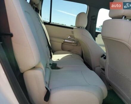 Белый Мерседес GLB-Class, объемом двигателя 1.99 л и пробегом 1 тыс. км за 20000 $, фото 10 на Automoto.ua