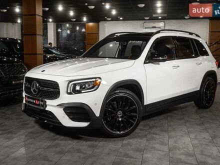 Білий Мерседес GLB-Class, об'ємом двигуна 1.99 л та пробігом 59 тис. км за 29900 $, фото 1 на Automoto.ua