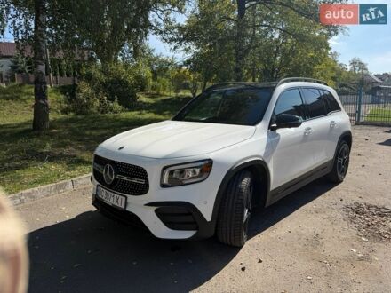 Білий Мерседес GLB-Class, об'ємом двигуна 1.99 л та пробігом 157 тис. км за 28000 $, фото 1 на Automoto.ua