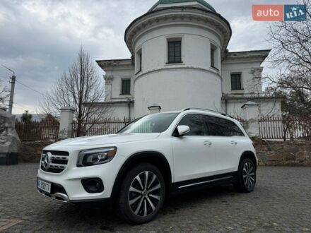 Белый Мерседес GLB-Class, объемом двигателя 1.99 л и пробегом 77 тыс. км за 33000 $, фото 1 на Automoto.ua