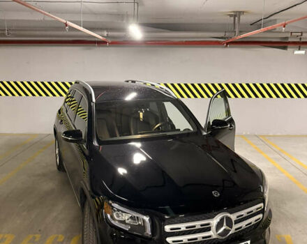 Чорний Мерседес GLB-Class, об'ємом двигуна 1.99 л та пробігом 60 тис. км за 31000 $, фото 1 на Automoto.ua