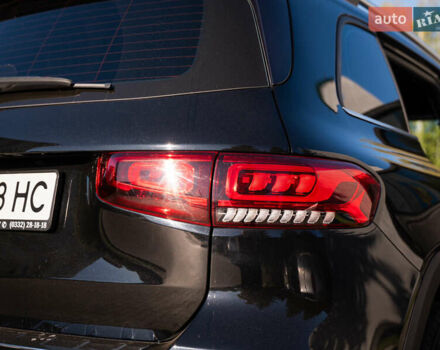 Черный Мерседес GLB-Class, объемом двигателя 1.95 л и пробегом 166 тыс. км за 30000 $, фото 3 на Automoto.ua