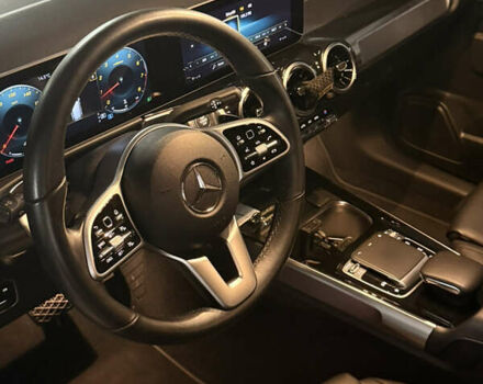 Чорний Мерседес GLB-Class, об'ємом двигуна 1.99 л та пробігом 60 тис. км за 31000 $, фото 14 на Automoto.ua