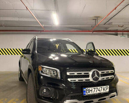 Чорний Мерседес GLB-Class, об'ємом двигуна 1.99 л та пробігом 60 тис. км за 31000 $, фото 2 на Automoto.ua
