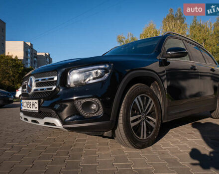 Черный Мерседес GLB-Class, объемом двигателя 1.95 л и пробегом 166 тыс. км за 30000 $, фото 32 на Automoto.ua