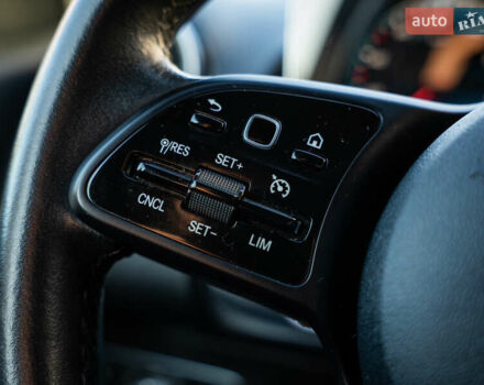 Черный Мерседес GLB-Class, объемом двигателя 1.95 л и пробегом 166 тыс. км за 30000 $, фото 15 на Automoto.ua