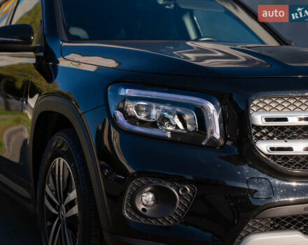 Черный Мерседес GLB-Class, объемом двигателя 1.95 л и пробегом 166 тыс. км за 30000 $, фото 57 на Automoto.ua