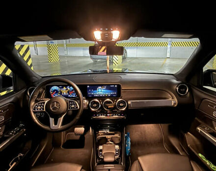 Чорний Мерседес GLB-Class, об'ємом двигуна 1.99 л та пробігом 60 тис. км за 31000 $, фото 10 на Automoto.ua