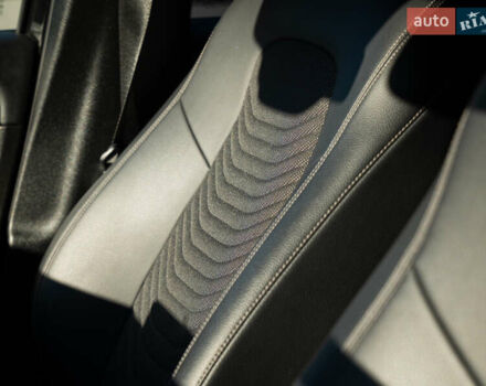 Черный Мерседес GLB-Class, объемом двигателя 1.95 л и пробегом 166 тыс. км за 30000 $, фото 34 на Automoto.ua