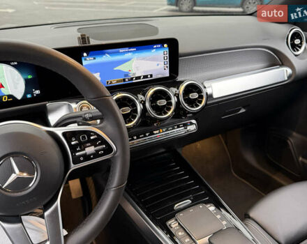Черный Мерседес GLB-Class, объемом двигателя 1.95 л и пробегом 155 тыс. км за 28900 $, фото 11 на Automoto.ua