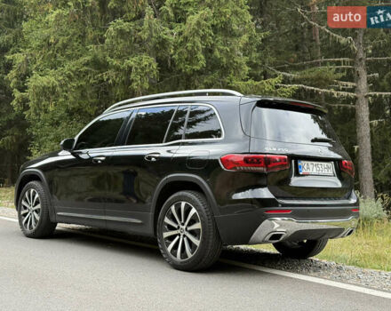 Черный Мерседес GLB-Class, объемом двигателя 1.99 л и пробегом 49 тыс. км за 30304 $, фото 2 на Automoto.ua