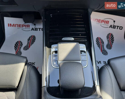 Черный Мерседес GLB-Class, объемом двигателя 2 л и пробегом 160 тыс. км за 33900 $, фото 16 на Automoto.ua