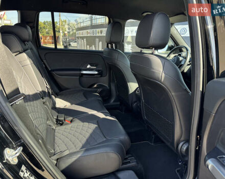 Черный Мерседес GLB-Class, объемом двигателя 2 л и пробегом 160 тыс. км за 33900 $, фото 19 на Automoto.ua