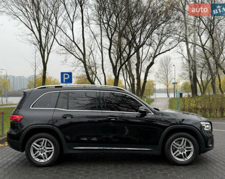 Черный Мерседес GLB-Class, объемом двигателя 1.95 л и пробегом 155 тыс. км за 28900 $, фото 5 на Automoto.ua