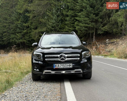 Черный Мерседес GLB-Class, объемом двигателя 1.99 л и пробегом 49 тыс. км за 30304 $, фото 7 на Automoto.ua