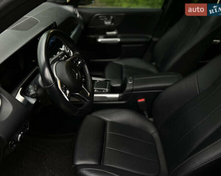 Черный Мерседес GLB-Class, объемом двигателя 1.99 л и пробегом 63 тыс. км за 35800 $, фото 14 на Automoto.ua