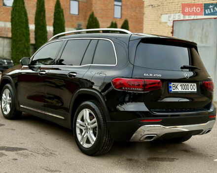 Мерседес GLB-Class 2021 в Ровно на Automoto.ua Черный Мерседес GLB-Class, объемом двигателя 2 л и пробегом 39 тыс. км за 30000 $, фото 8 на Automoto.ua