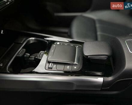 Черный Мерседес GLB-Class, объемом двигателя 1.99 л и пробегом 63 тыс. км за 35800 $, фото 21 на Automoto.ua