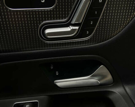 Черный Мерседес GLB-Class, объемом двигателя 1.99 л и пробегом 63 тыс. км за 35800 $, фото 20 на Automoto.ua