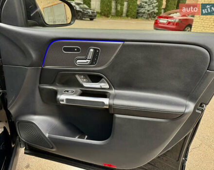 Мерседес GLB-Class 2021 в Ровно на Automoto.ua Черный Мерседес GLB-Class, объемом двигателя 2 л и пробегом 39 тыс. км за 30000 $, фото 22 на Automoto.ua