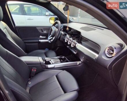 Черный Мерседес GLB-Class, объемом двигателя 1.99 л и пробегом 95 тыс. км за 29500 $, фото 23 на Automoto.ua