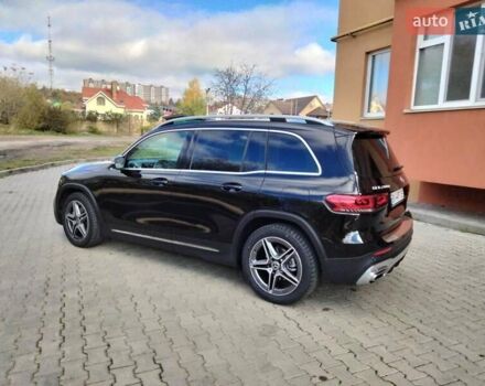 Черный Мерседес GLB-Class, объемом двигателя 1.95 л и пробегом 69 тыс. км за 35990 $, фото 4 на Automoto.ua
