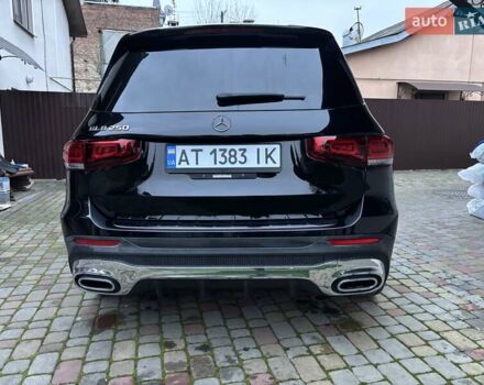 Чорний Мерседес GLB-Class, об'ємом двигуна 1.99 л та пробігом 47 тис. км за 29850 $, фото 6 на Automoto.ua
