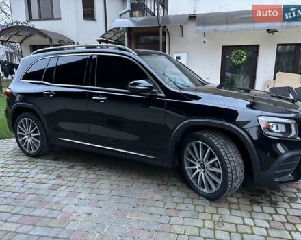 Чорний Мерседес GLB-Class, об'ємом двигуна 1.99 л та пробігом 47 тис. км за 29850 $, фото 3 на Automoto.ua